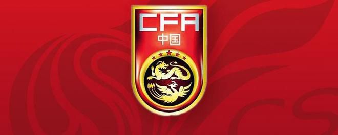 他掀开裙子舌头伸进去在线观看