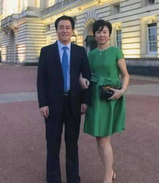 女生脱光衣服网站