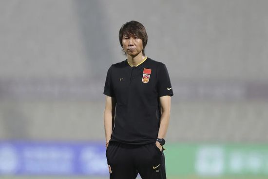 农村寡妇偷人高潮完整版