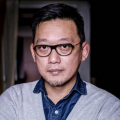 麻豆成人在线播放